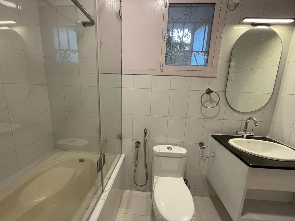 Hanu Reddy Residences - Nawab Habibullah Avenue Τσενάι Εξωτερικό φωτογραφία