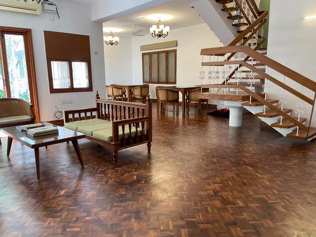 Hanu Reddy Residences - Nawab Habibullah Avenue Τσενάι Εξωτερικό φωτογραφία