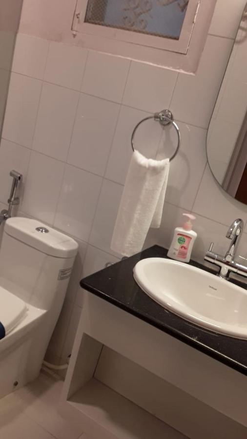 Hanu Reddy Residences - Nawab Habibullah Avenue Τσενάι Εξωτερικό φωτογραφία