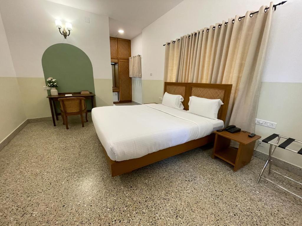 Hanu Reddy Residences - Nawab Habibullah Avenue Τσενάι Εξωτερικό φωτογραφία